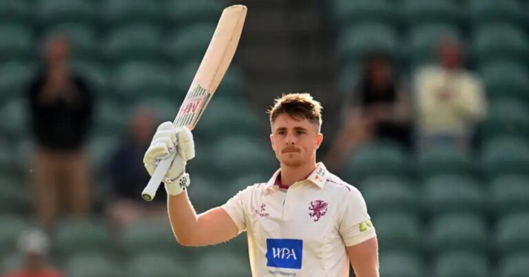 Read more about the article Tom Abell Canes Unbeaten 152 as Somerset Chase 410 for Victory